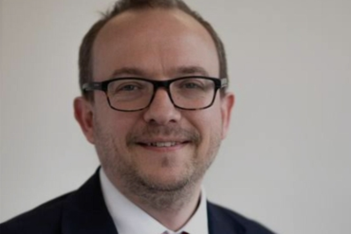 FINANCIAL FRAUDSTER NEWS INVESTIGATIONS EXCLUSIVE: Chief Land Registrar Accused of Aiding and Abetting £10M Property Fraud, Then Obstructs Court Orders to "Cover Up" Misconduct